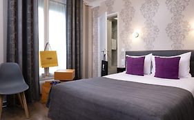 Hotel Geneve Paris